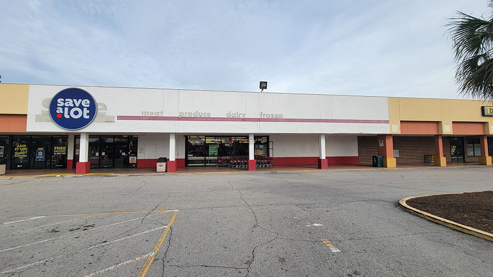 Apopka-Square-Paint-Before-1